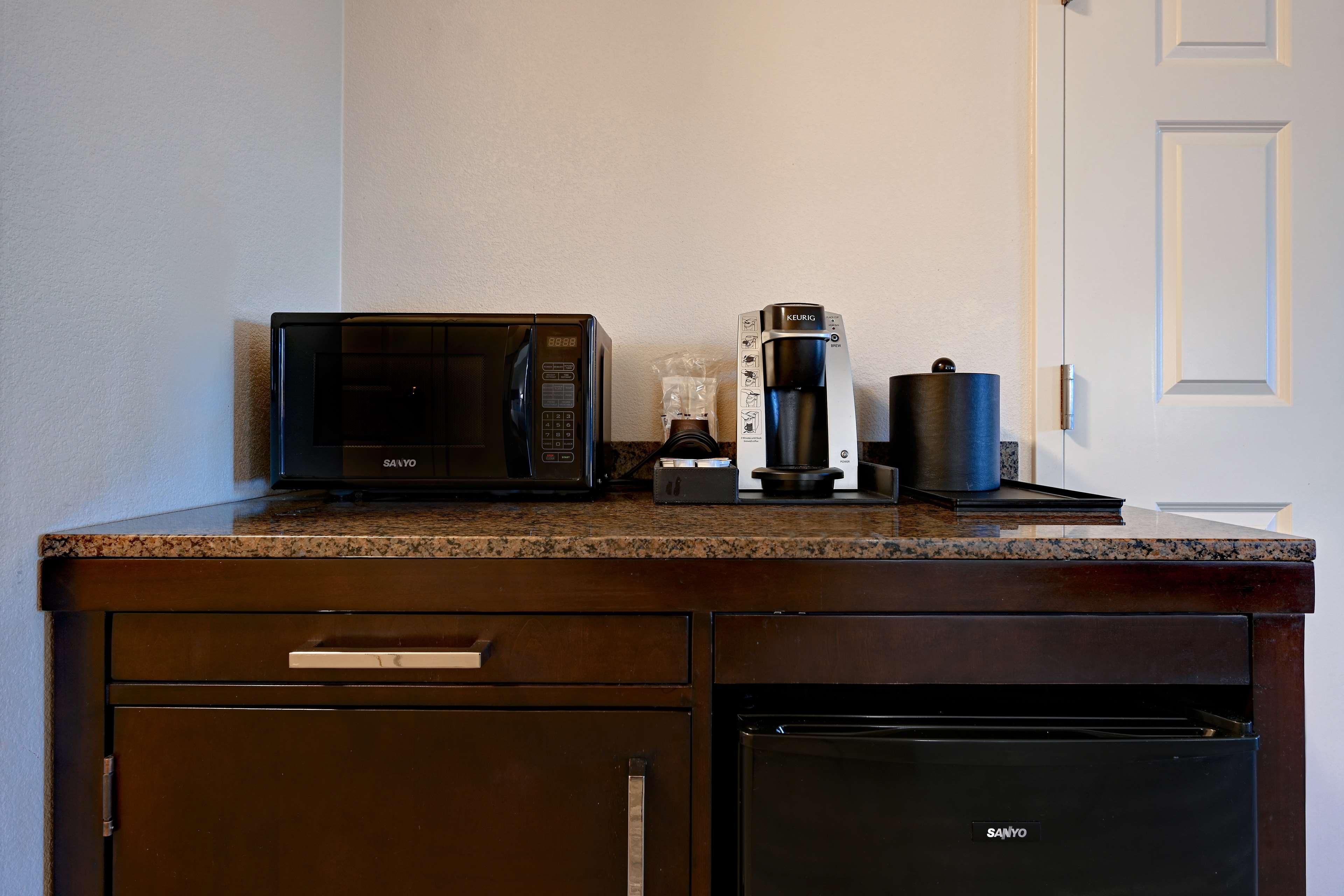Hilton Garden Inn San Bernardino Zewnętrze zdjęcie