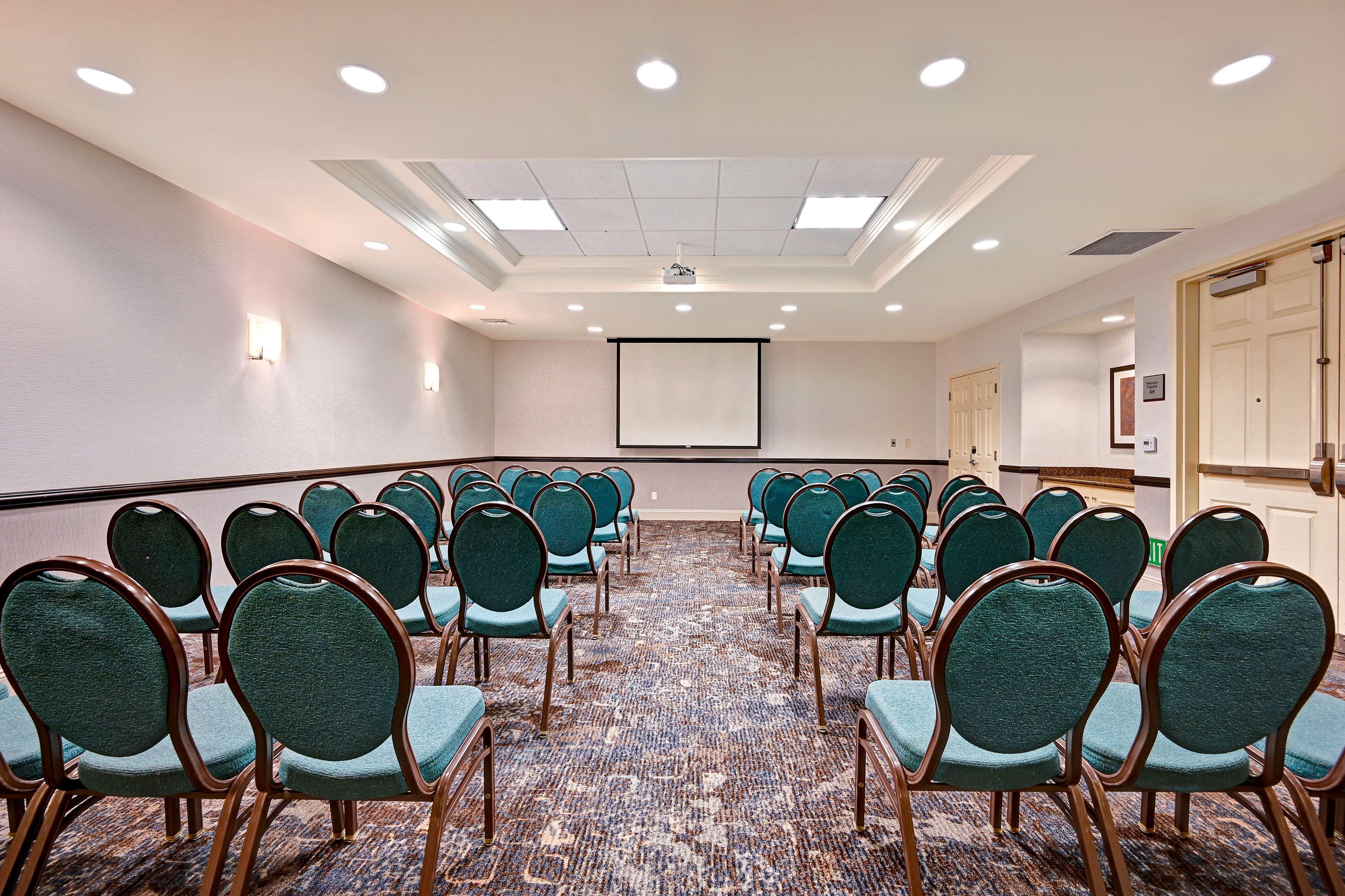 Hilton Garden Inn San Bernardino Zewnętrze zdjęcie
