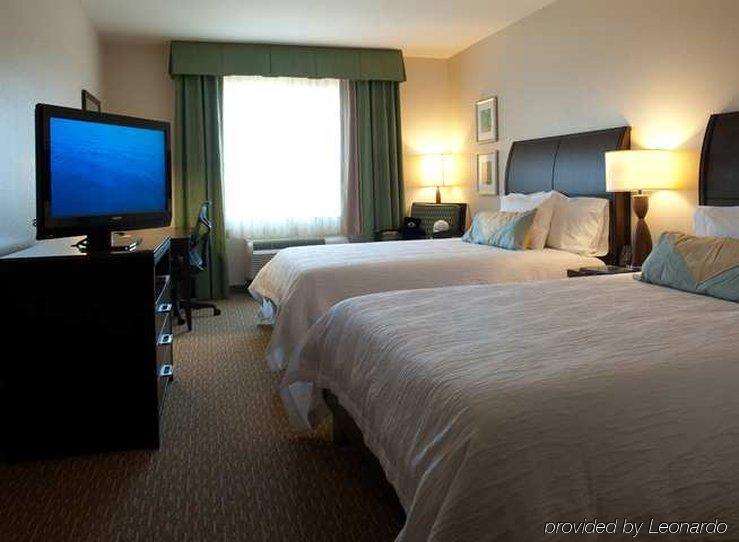 Hilton Garden Inn San Bernardino Pokój zdjęcie