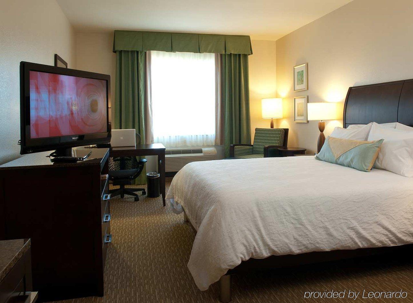 Hilton Garden Inn San Bernardino Pokój zdjęcie